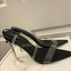 PrettyLittleThing Black point toe heels